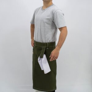 Faldón Criollo de Gabardina Verde